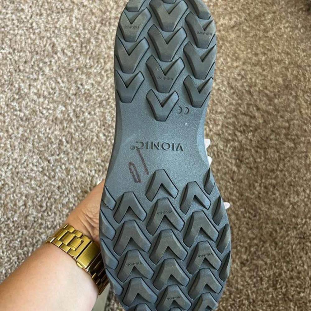 Vionic Gray Winter & Rain Boots size:10 - Picture 16 of 16